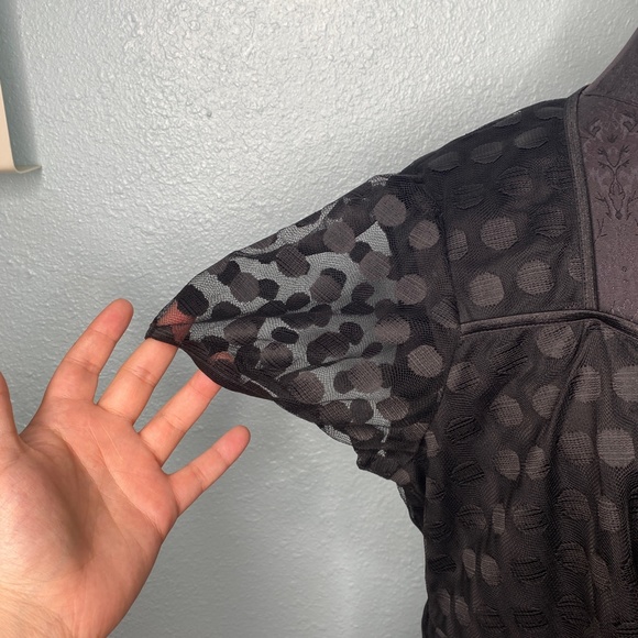 NY Collection Plus Size Black Polka Dot Blouse - Picture 10 of 11